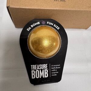 Gold Treasure Bomb Bath Fizzer